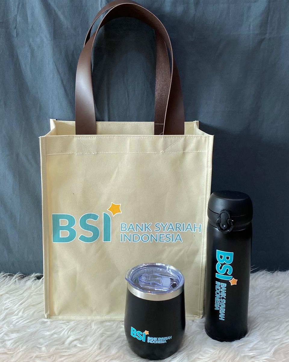 Merchandise3